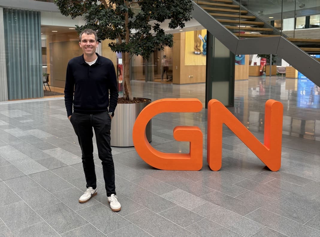 analyze customer feedback with ai deepdots and gn case study